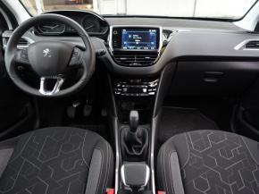 Peugeot 2008  1.2 PureTech 