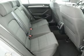 Volkswagen Passat  1.5 TSI 