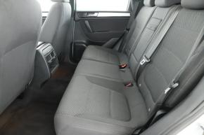 Volkswagen Touareg  3.0 TDI 