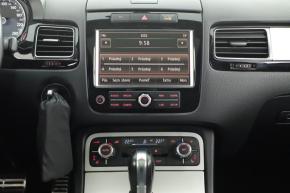 Volkswagen Touareg  3.0 TDI 