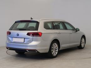 Volkswagen Passat  2.0 TDI 