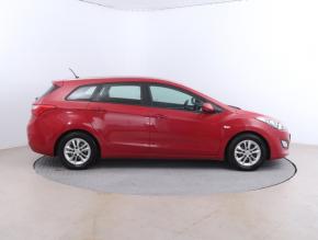 Hyundai i30  1.6 MPI 