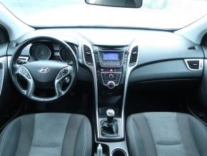 Hyundai i30  1.6 MPI 