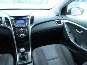 Hyundai i30  1.6 MPI 