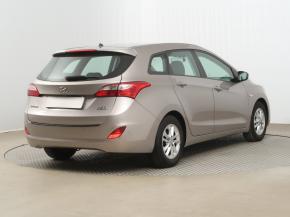 Hyundai i30  1.6 MPI 