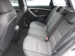 Hyundai i30  1.6 MPI 