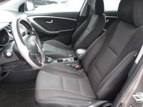 Hyundai i30  1.6 MPI 