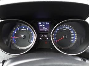 Hyundai i30  1.6 MPI 