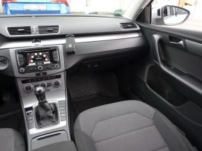 Volkswagen Passat  1.6 TDI 