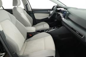 Volkswagen Golf  1.5 eTSI Style 