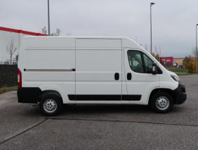 Peugeot Boxer  2.2 BlueHDi . 