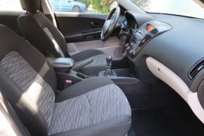 Kia Ceed  1.4 CVVT 