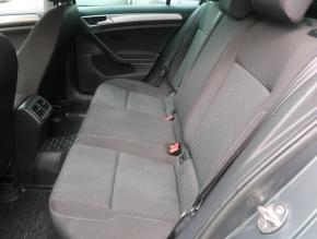 Volkswagen Golf  1.6 TDI 