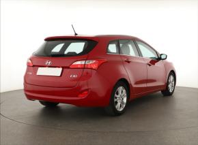 Hyundai i30  1.6 MPI 