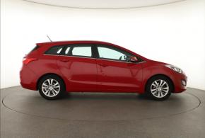 Hyundai i30  1.6 MPI 