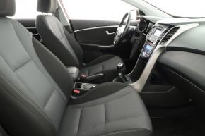 Hyundai i30  1.6 MPI 