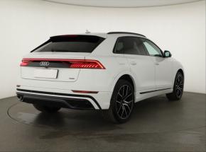 Audi Q8  50 TDI S-Line 