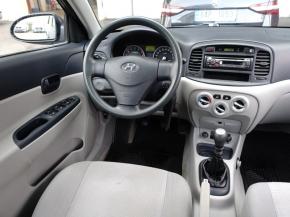 Hyundai Accent  1.4i 