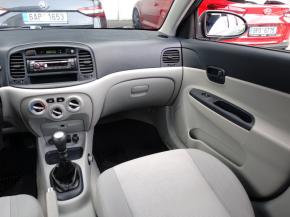 Hyundai Accent  1.4i 