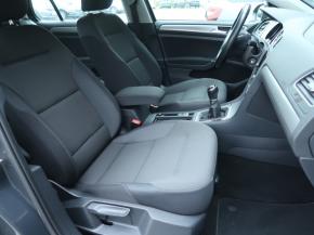 Volkswagen Golf  1.2 TSI 