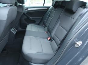 Volkswagen Golf  1.2 TSI 