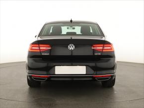 Volkswagen Passat  2.0 TDI R-Line 