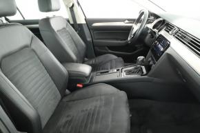 Volkswagen Passat  2.0 TDI R-Line 