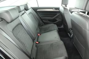 Volkswagen Passat  2.0 TDI R-Line 