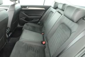 Volkswagen Passat  2.0 TDI R-Line 