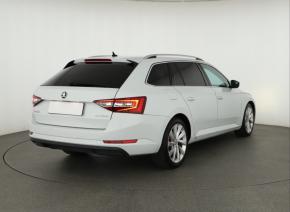 Škoda Superb  2.0 TDI Style 