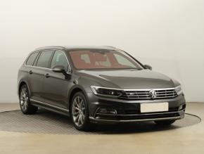 Volkswagen Passat  1.5 TSI R-Line 