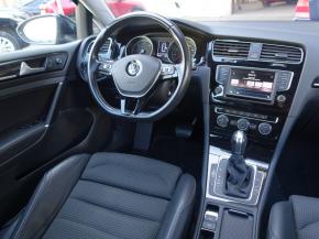 Volkswagen Golf  2.0 TDI 