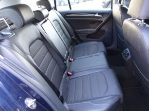 Volkswagen Golf  2.0 TDI 