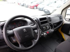 Peugeot Boxer  2.0 BlueHDi 