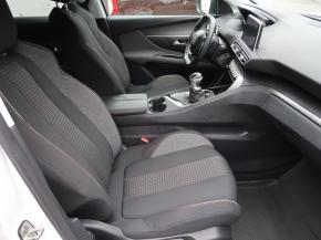 Peugeot 3008  1.2 PureTech Active Pack 