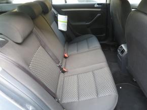 Volkswagen Golf  1.6 TDI 