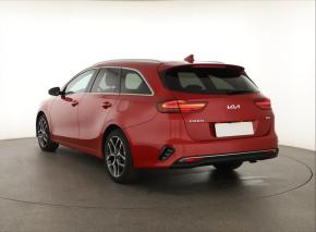 Kia Ceed  1.5 T-GDI Top 