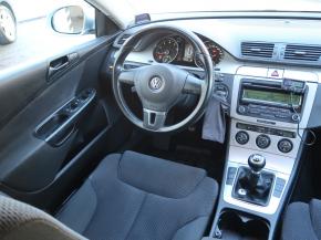 Volkswagen Passat  1.8 TSI 