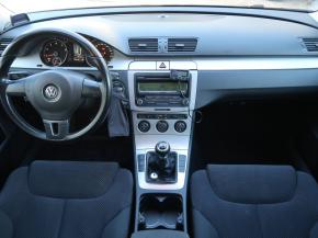 Volkswagen Passat  1.8 TSI 