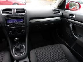 Volkswagen Golf  1.6 TDI 