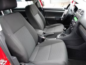 Volkswagen Golf  1.6 TDI 