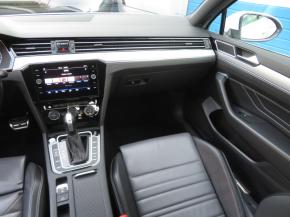 Volkswagen Passat  2.0 TDI R-Line 