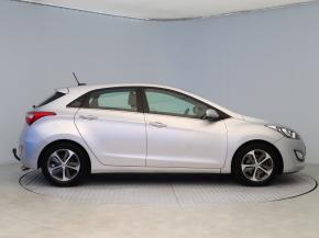 Hyundai i30  1.4 CVVT 