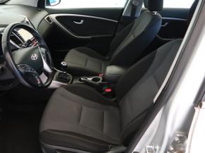 Hyundai i30  1.4 CVVT 