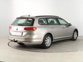 Volkswagen Passat  1.6 TDI 