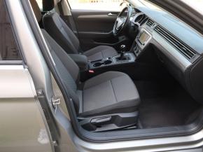 Volkswagen Passat  1.6 TDI 