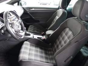 Volkswagen Golf  2.0 TDI GTD 