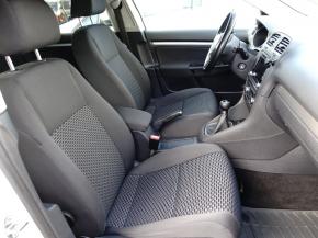 Volkswagen Golf  1.6 TDI 