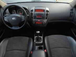 Kia Ceed  1.6 CRDi 