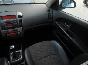 Kia Ceed  1.6 CRDi 